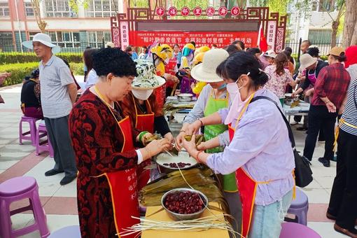 驳斥五大谬论，这场国新办发布会把民族问题说透了