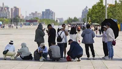 习近平：人民是历史的创造者 是真正的英雄